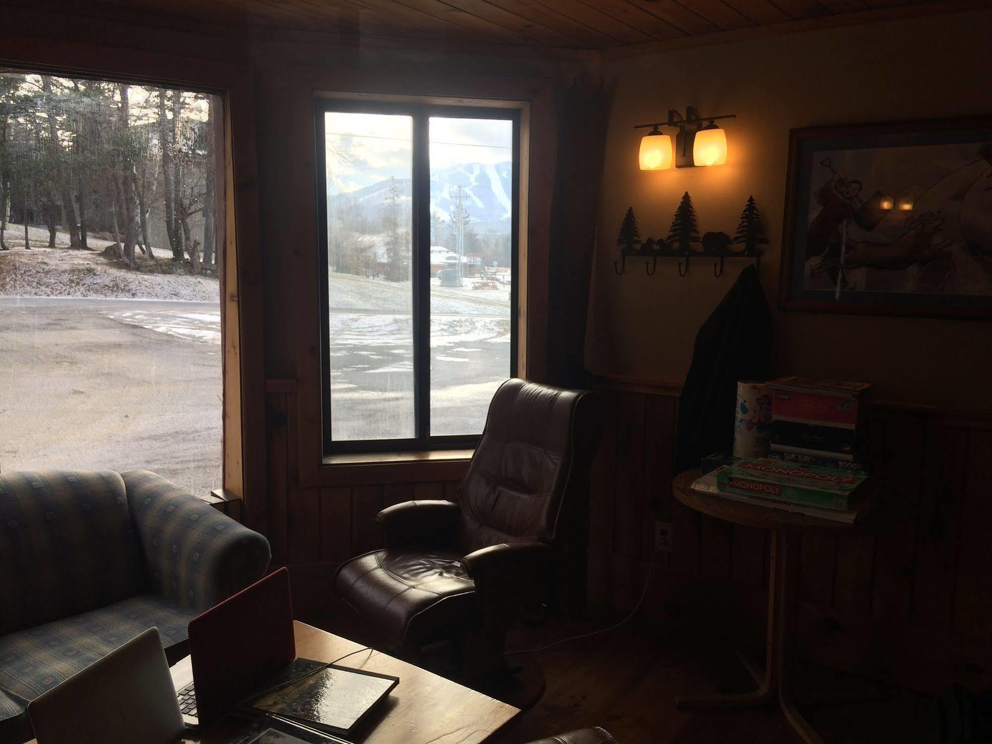 Butternut Inn And Pancakehouse Киллингтон Экстерьер фото